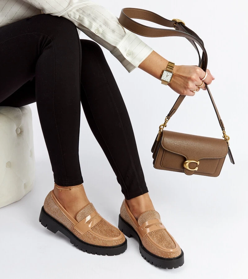 Hnědé mokasíny zdobené zirkony Newport