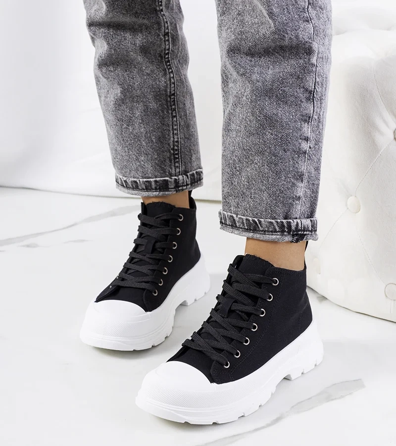 Černé kotníkové tenisky Saverio