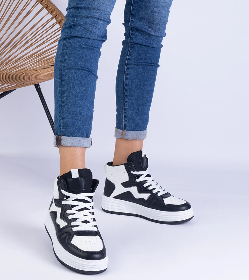 Dámské sportovní tenisky Shadolina v bílo-černé barvě