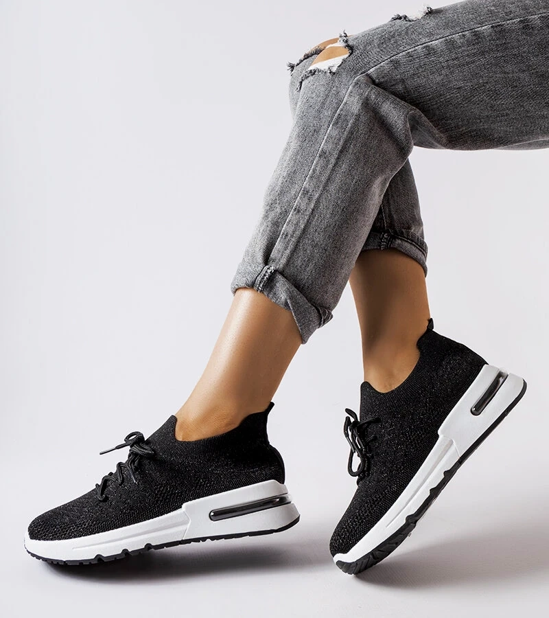 Černé tenisky zdobené třpytivou nití Randolph