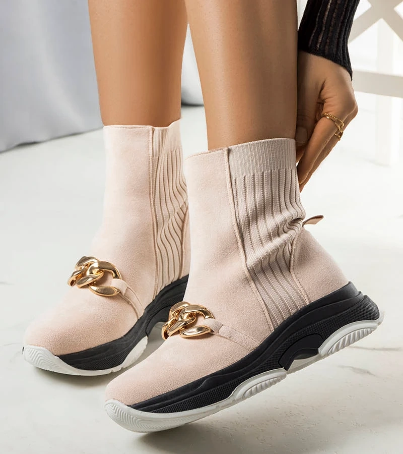 Béžový izolovaný boty s řetízkem Ulster