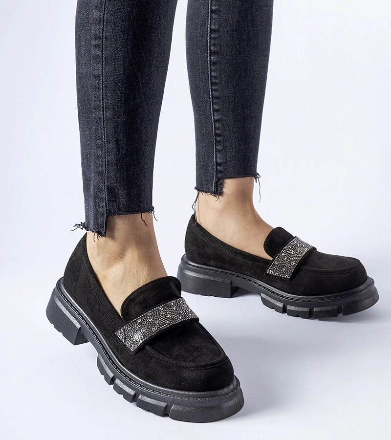 Černé mokasíny z ekologického semiše Nicholls