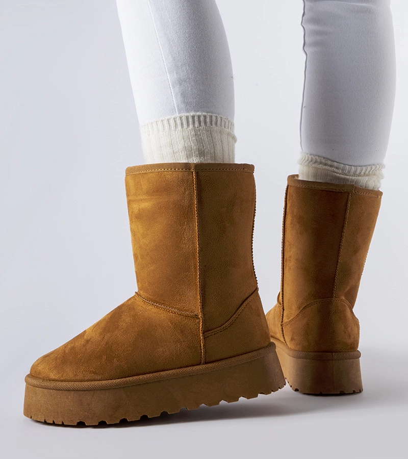 Hnědé vysoké sněžné boty Summit.