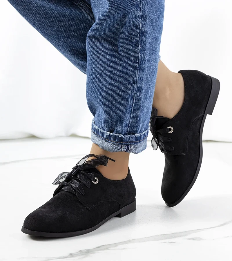 Černé polobotky Ename