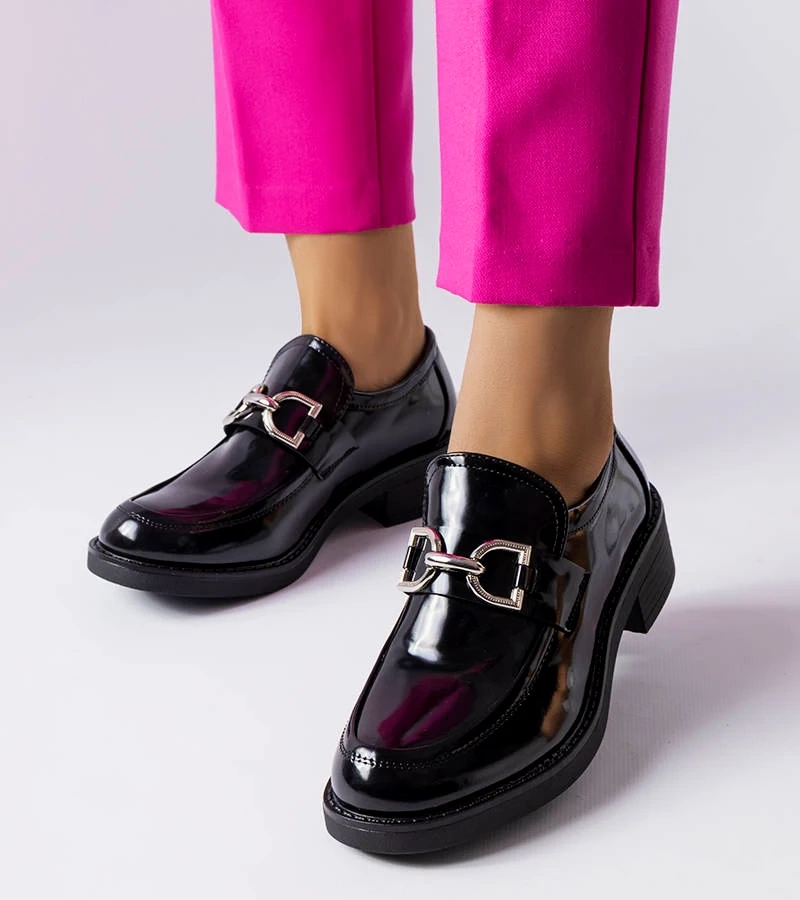 Černé lakované mokasíny Charline