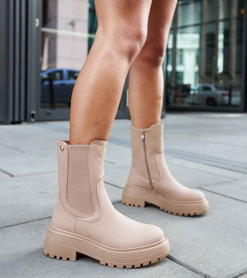 Bežové zateplené kotníčkové boty na platformě Rinaldo