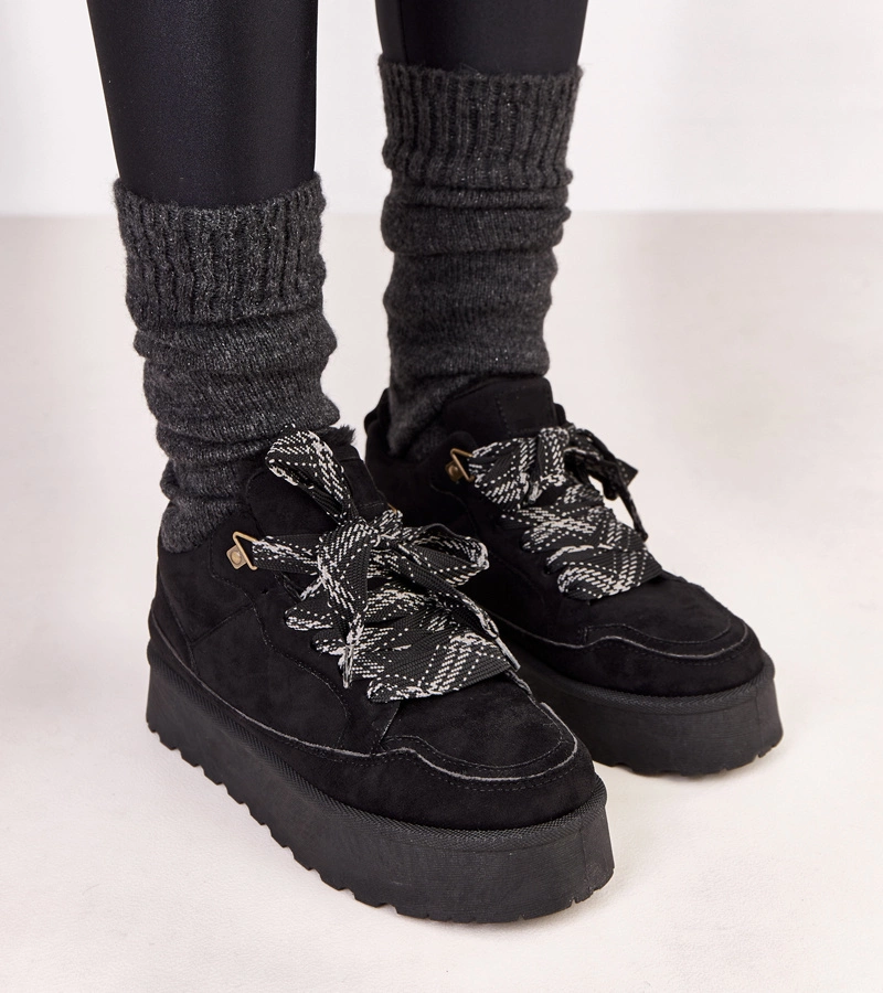 Černé zateplené tenisky s tlustými tkaničkami Landry