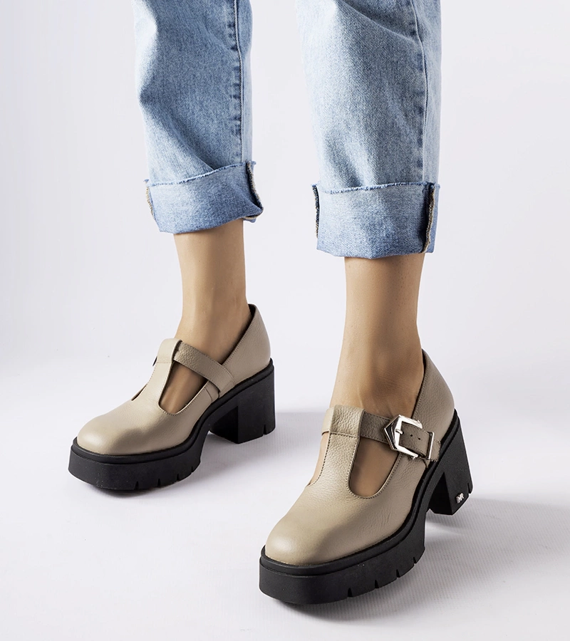 Bežové polobotky Karino