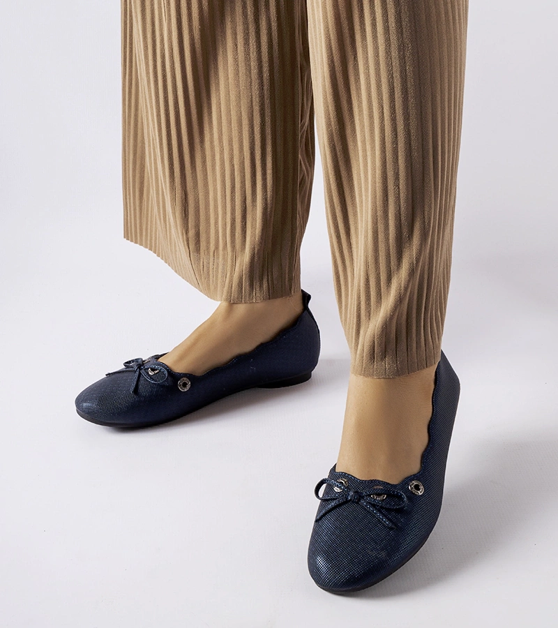 Tmavě modré baleríny Toft