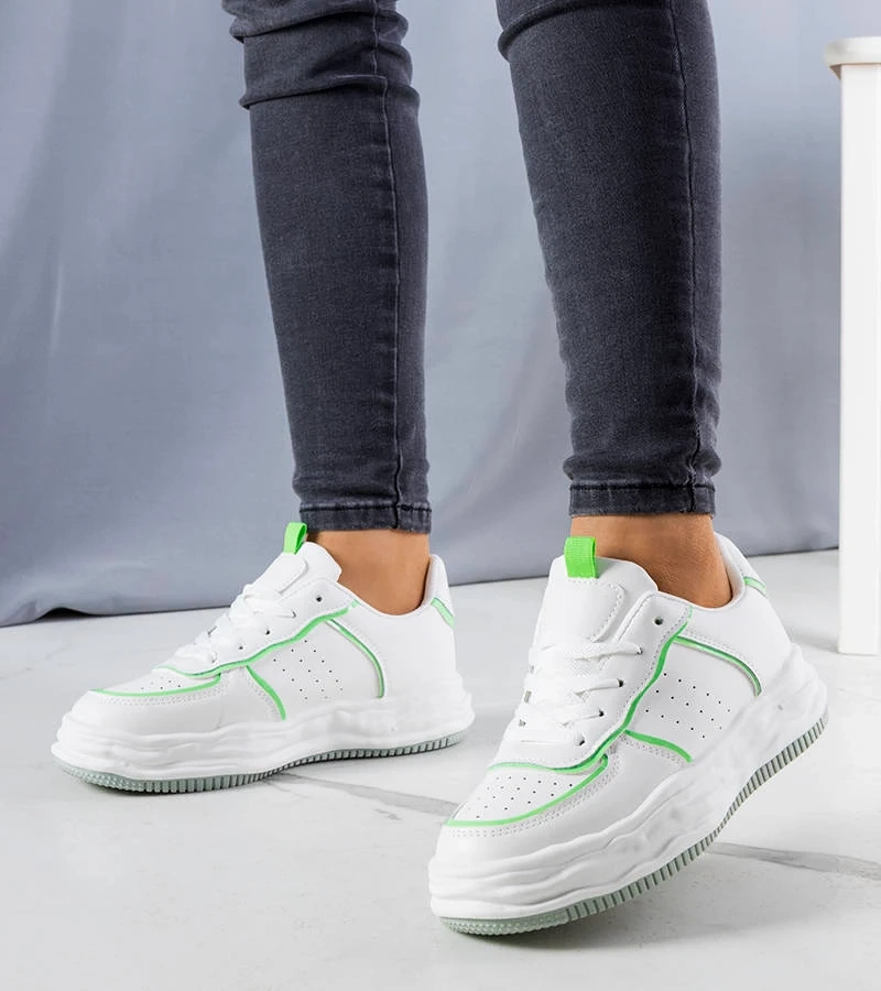 Bílé tenisky se zelenými vložkami Nettie