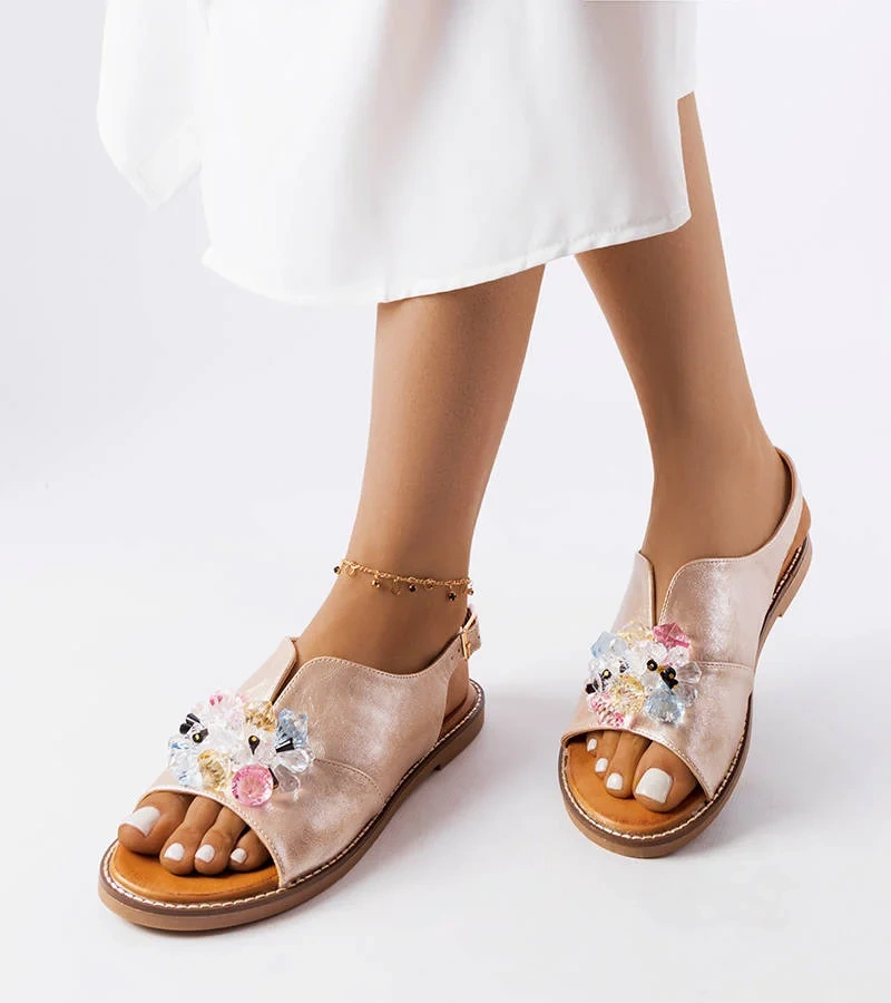 Zlaté sandály zdobené krystaly Viinceza