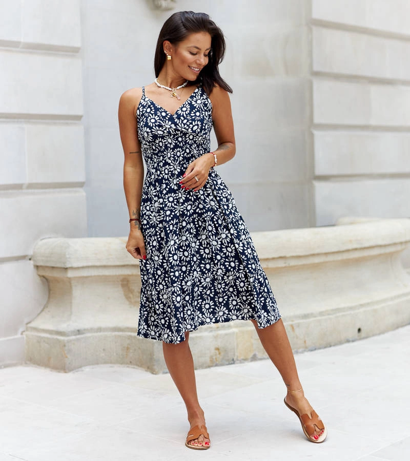 Námořnicky modré midi šaty s bílými květy Guantai