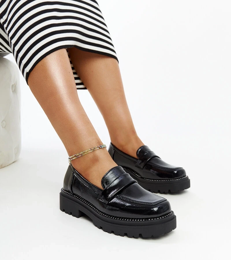 Černé lakované polobotky s kůžovou vložkou Ulla