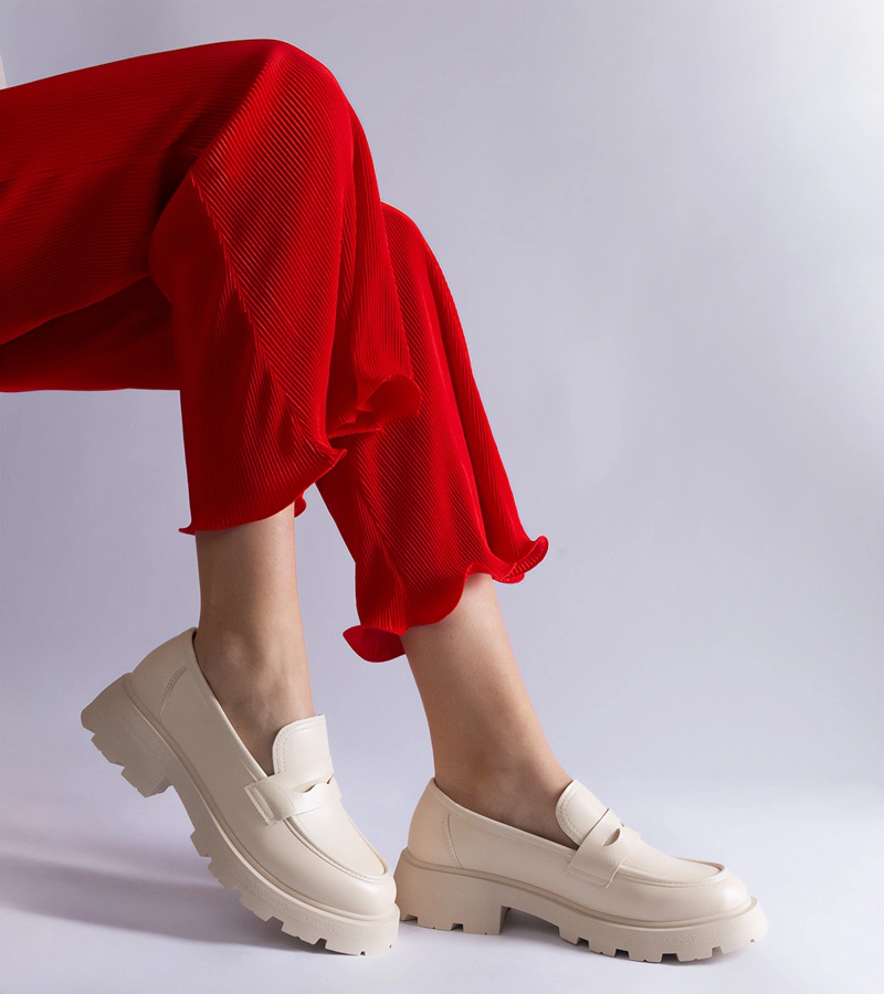 Béžové dámské mokasíny z eko kůže Violanda