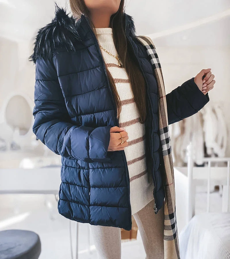 Tmavě modrá prošívaná bunda Koa