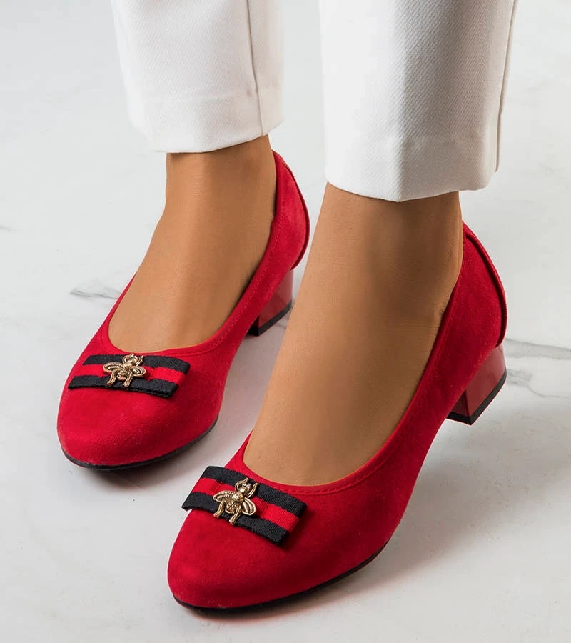 Červené lodičky s mouchou Vijver